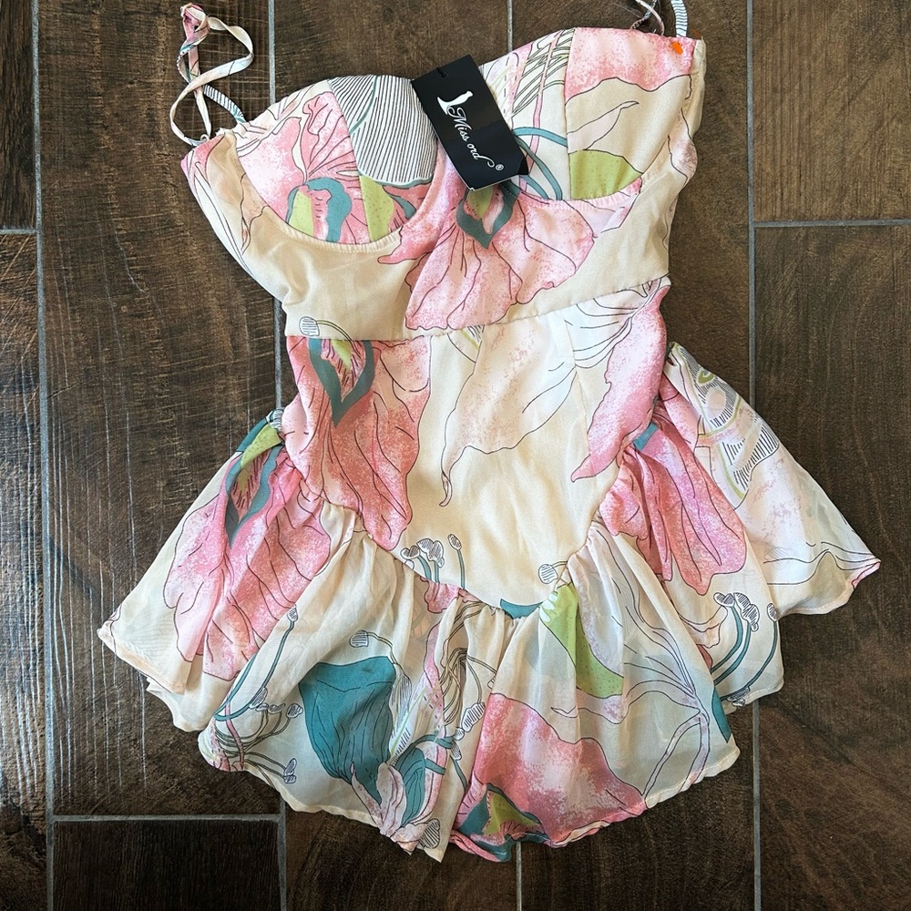 Miss Closet Pink and Cream Mini Dress